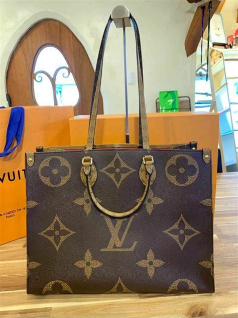 on the go louis vuitton green|louis vuitton large monogram tote.